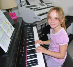 Klavierunterricht für Kinder KD-Musik Akademie Uster